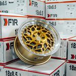 F1R R32 18x8.5 - Brushed Gold/ Polish Lip Wheel-4