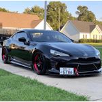 F1R F102 18x8.5 - Gloss Black/ Red Lip Wheel-4