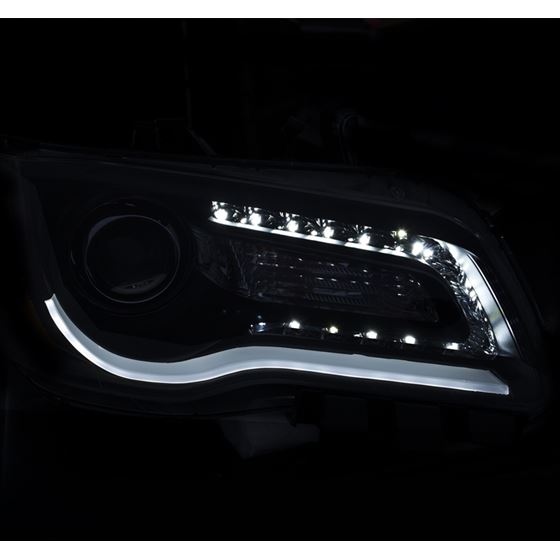 ANZO 2011-2014 Chrysler 300 Projector Headlights-2