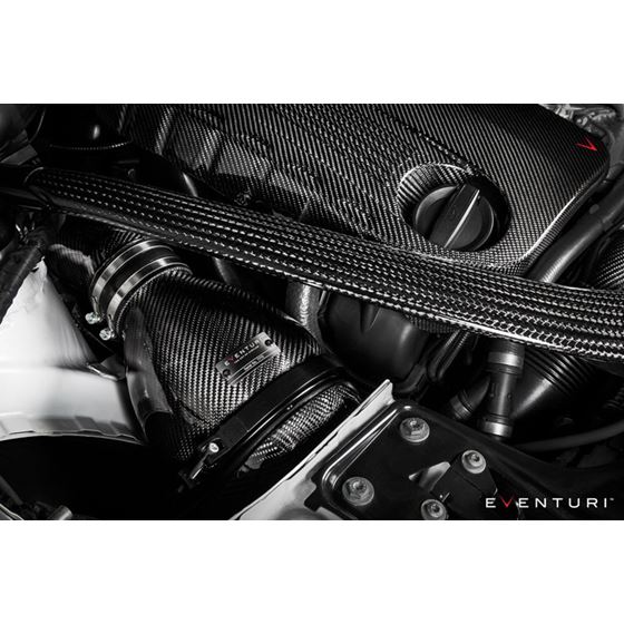 Eventuri BMW F8X M3 / M4 Black Carbon V2 Sealed-4